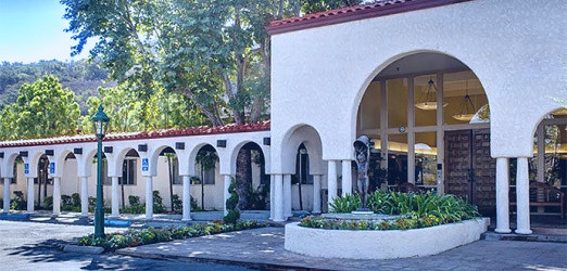 Memory Care Community in Calabasas, CA | Silverado